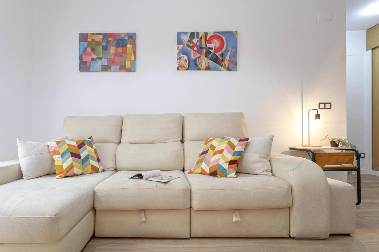 -malagasunapts-cervantes Pool&parking Appartement
